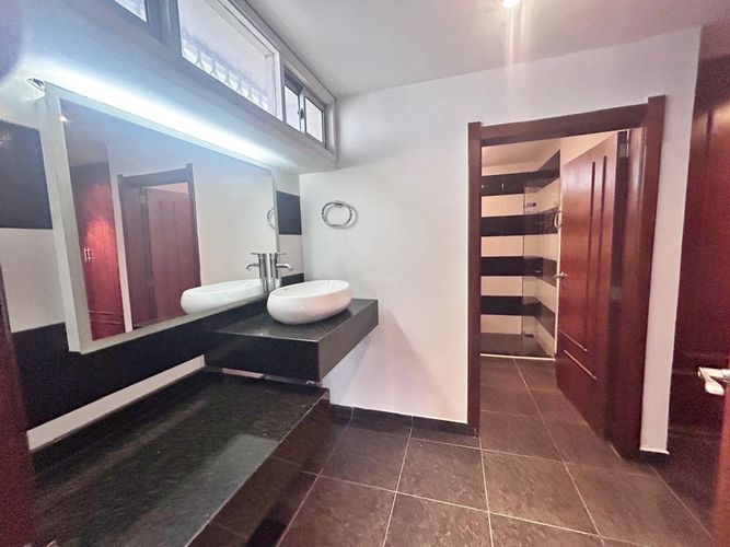 Apartamento de 3 alcobas en venta en Altos Del Prado, Barranquilla, 253 m² · foto 2 de 24