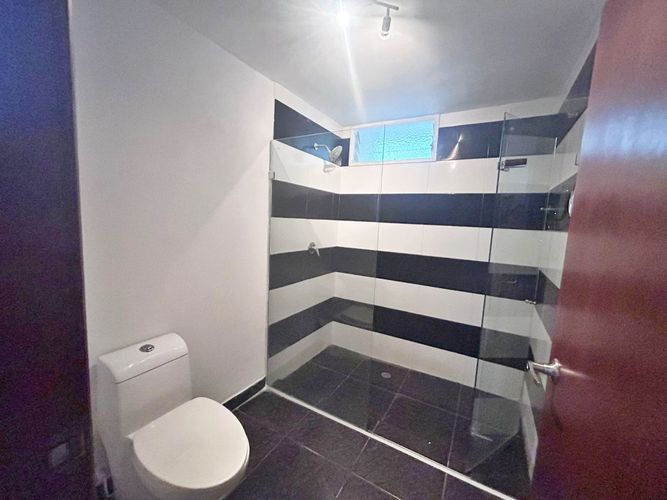 Apartamento de 3 alcobas en venta en Altos Del Prado, Barranquilla, 253 m² · foto 3 de 24