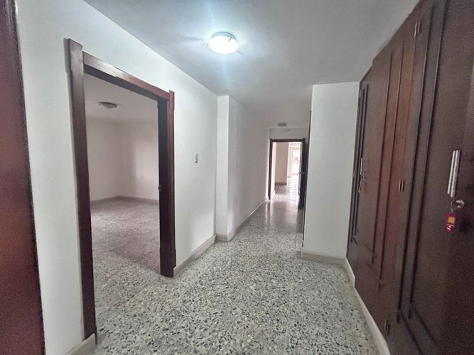 Apartamento de 3 alcobas en venta en Altos Del Prado, Barranquilla, 253 m² · foto 6 de 24