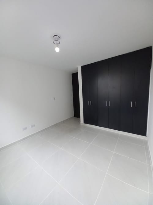 Apartamento de 3 alcobas en venta en Piedra Pintada, Ibagué, 92 m² · foto 11 de 22