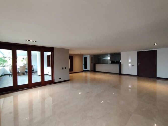 Apartamento de 3 alcobas en venta en Arboledas, Cali, 320 m² · foto 3 de 9