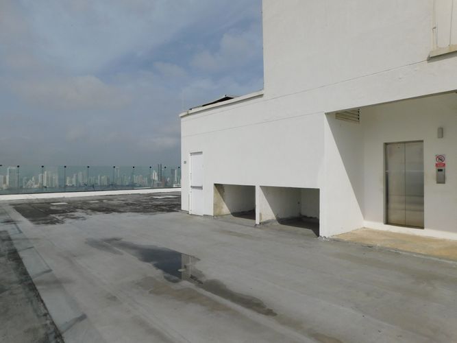 Local en arriendo en Manga, Cartagena, 420 m² · foto 3 de 9
