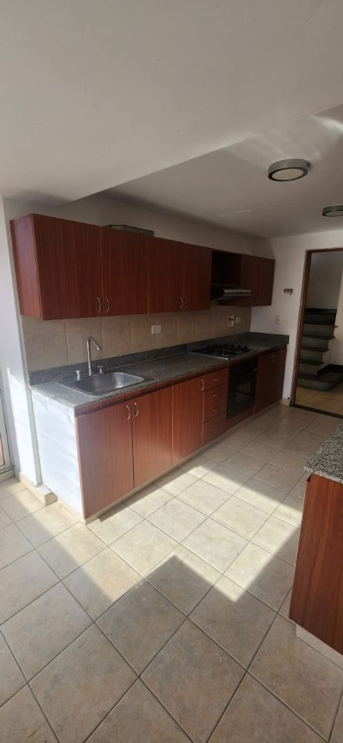 Apartamento de 4 alcobas en arriendo en Los Balsos, Medellín, 151 m² · foto 6 de 20