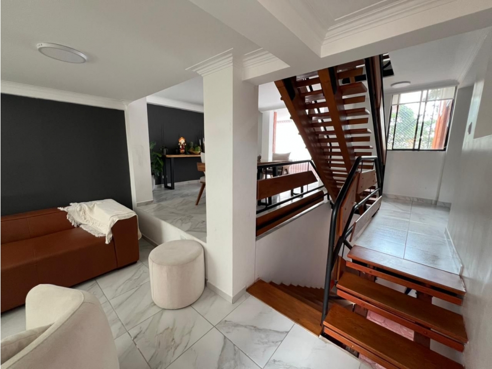 Casa en venta en Los Alamos, Pereira · foto 3 de 24