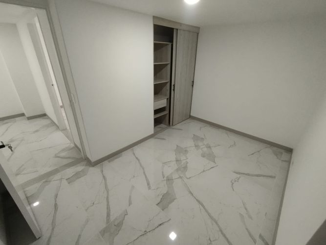 Apartamento de 3 alcobas en venta en Castropol, Medellín, 118 m² · foto 5 de 8