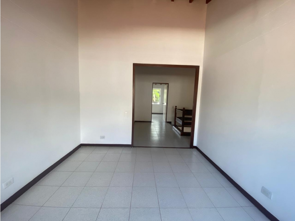 Casa en arriendo en La Candelaria, Medellín · foto 12 de 24