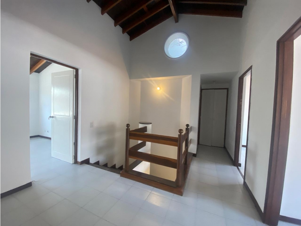 Casa en arriendo en La Candelaria, Medellín · foto 17 de 24