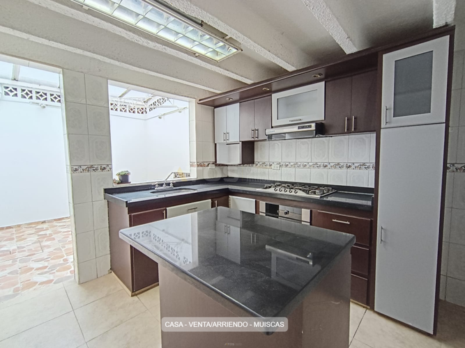 Casa de 4 alcobas en venta en Los Muiscas, Tunja, 211 m² · foto 8 de 24