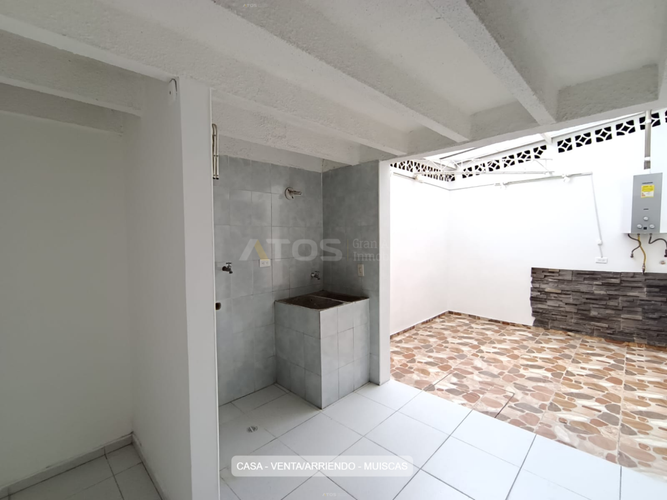 Casa de 4 alcobas en venta en Los Muiscas, Tunja, 211 m² · foto 9 de 24