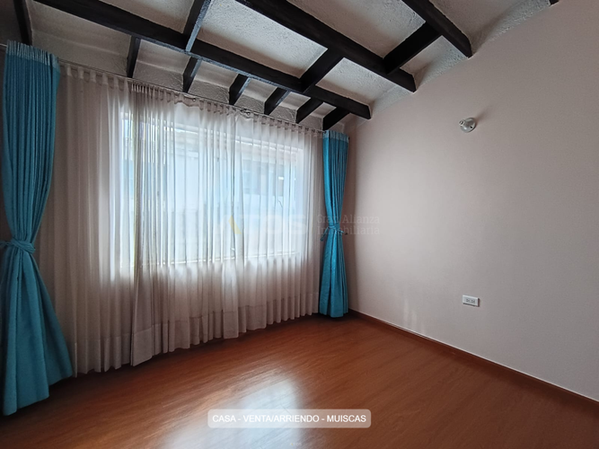 Casa de 4 alcobas en venta en Los Muiscas, Tunja, 211 m² · foto 21 de 24