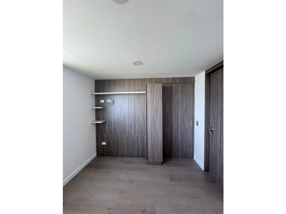 Apartamento en arriendo en Rionegro · foto 5 de 13