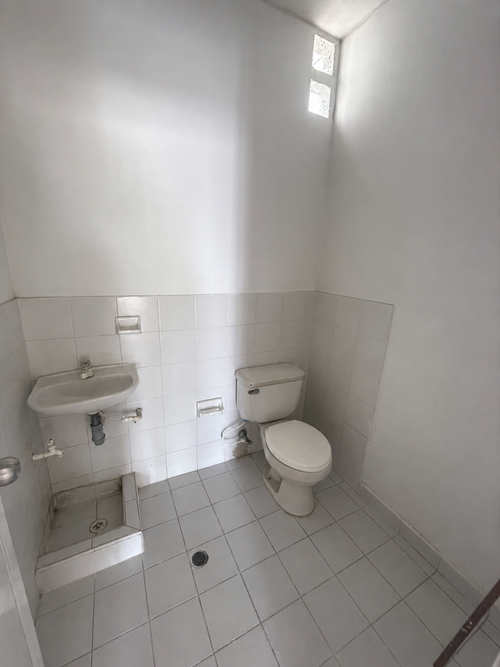 Local en arriendo en El Recreo, Barranquilla, 32 m² · foto 7 de 11