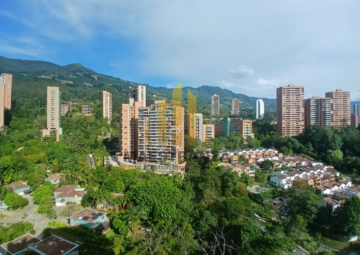 Oficina en arriendo en Los Naranjos, Medellín, 35 m² · foto 4 de 9