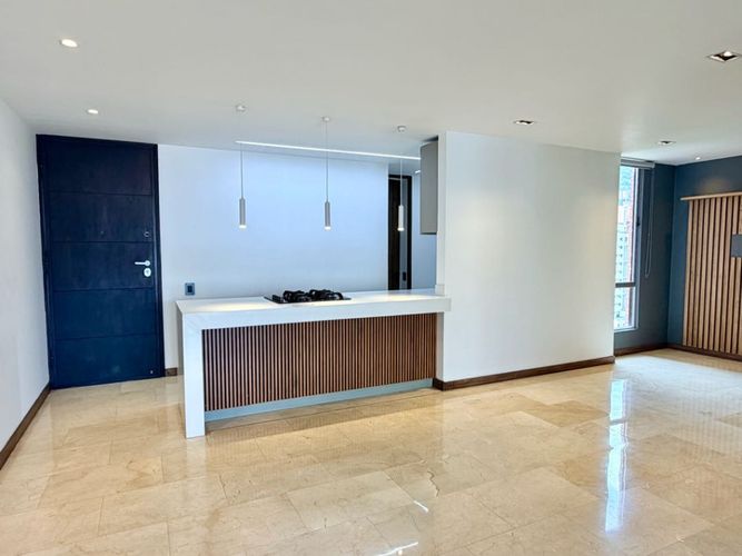 Apartamento de 2 alcobas en venta en Castropol, Medellín, 150 m² · foto 4 de 14