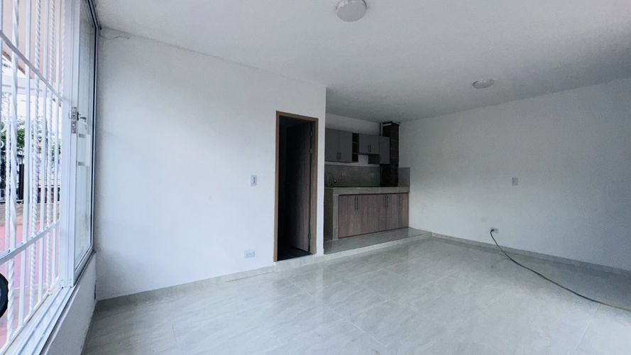 Local en arriendo en Santa Anita, Cali, 35 m² · foto 12 de 18