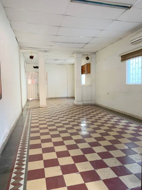 Casa de 3 alcobas en arriendo en Chiquinquira, Barranquilla, 379 m² · foto 2 de 19