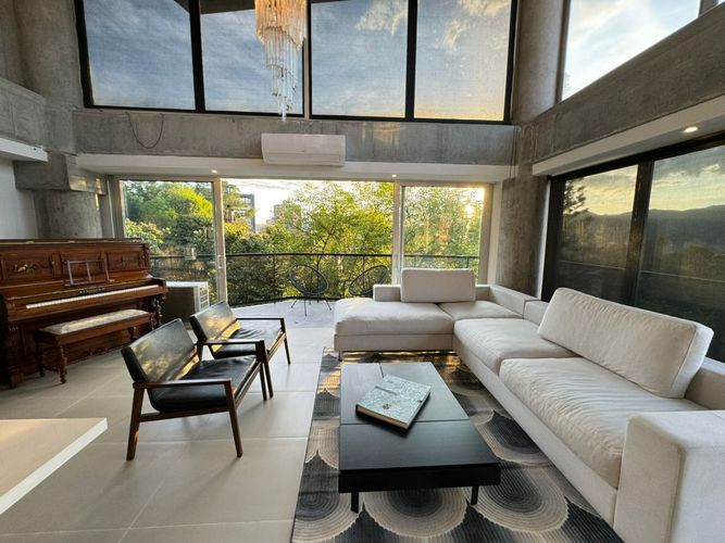 Apartamento en venta en El Tesoro, Medellín · foto 2 de 5