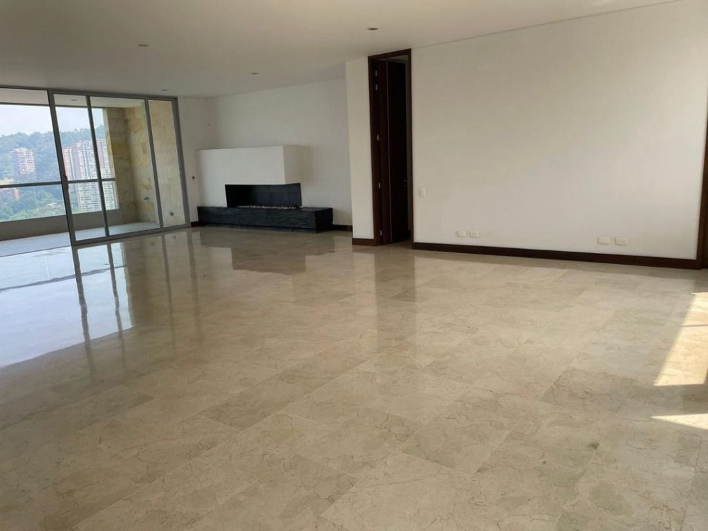 Apartamento en venta en El Tesoro, Medellín · foto 4 de 7