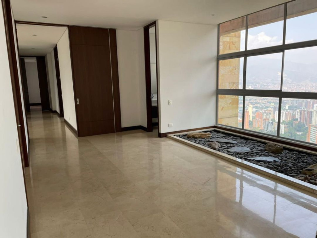 Apartamento en venta en El Tesoro, Medellín · foto 6 de 7