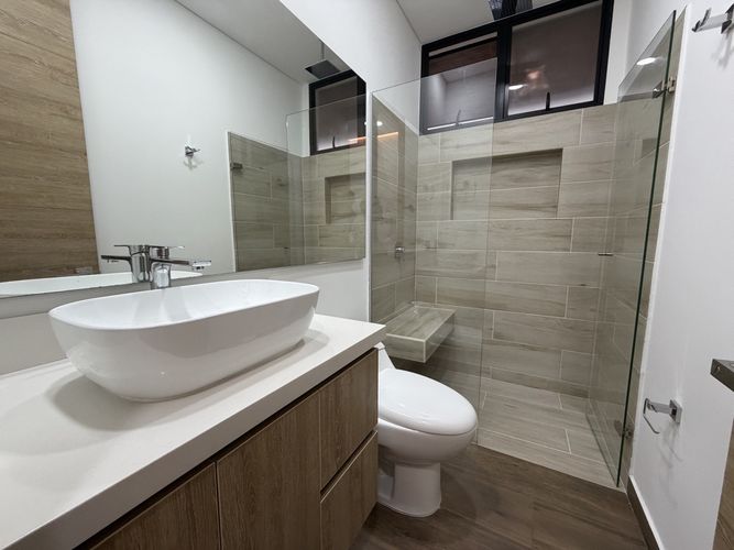Apartamento de 3 alcobas en venta en Loma Del Escobero, Envigado, 163 m² · foto 14 de 19