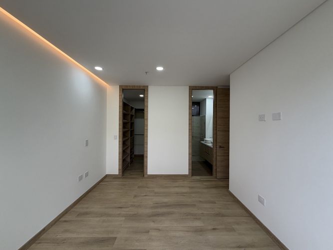 Apartamento de 3 alcobas en venta en Loma Del Escobero, Envigado, 163 m² · foto 15 de 19