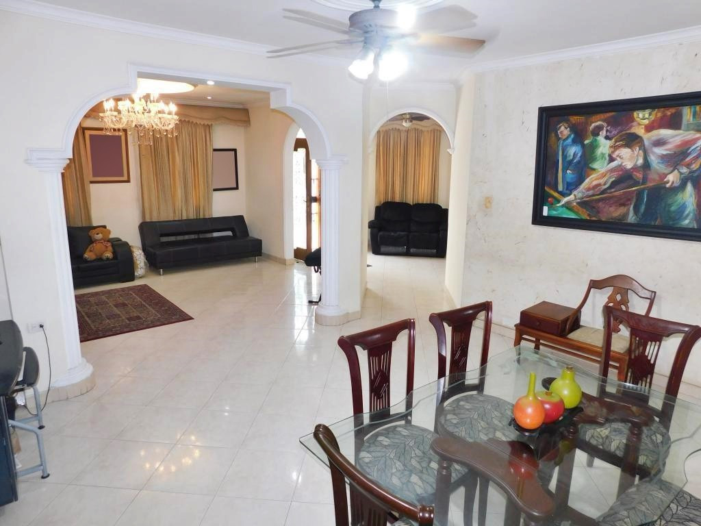 Casa en arriendo en La Concepcion, Barranquilla · foto 3 de 14