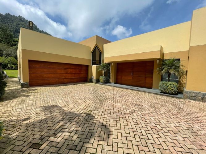 Casa de 3 alcobas en venta en Las Palmas, Medellín · foto 6 de 9