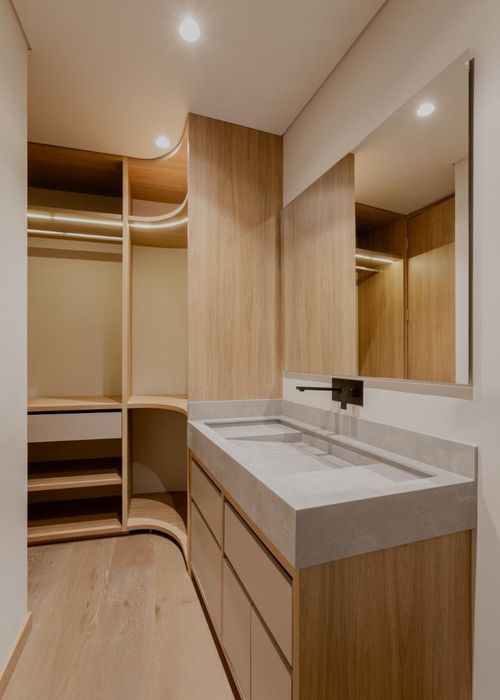 Apartamento de 2 alcobas en venta en El Tesoro, Medellín, 203 m² · foto 4 de 15