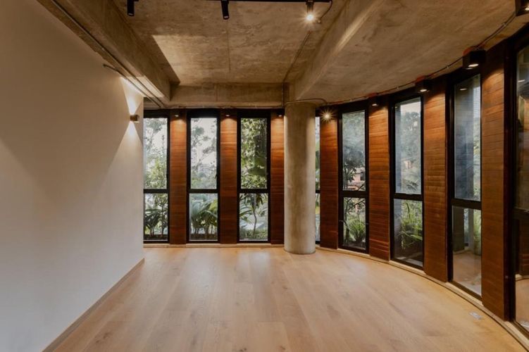 Apartamento de 2 alcobas en venta en El Tesoro, Medellín, 203 m² · foto 6 de 15