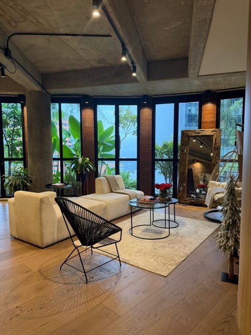 Apartamento de 2 alcobas en venta en El Tesoro, Medellín, 203 m² · foto 12 de 15