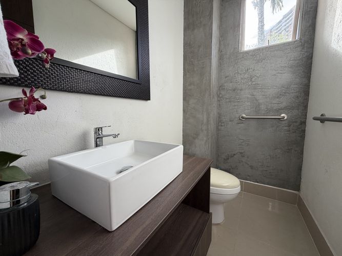 Casa de 5 alcobas en venta en Aves Maria, Sabaneta, 470 m² · foto 11 de 24