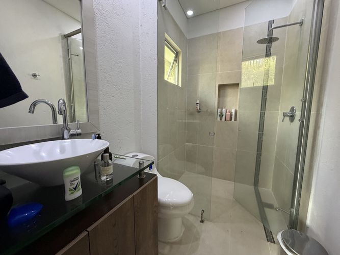 Casa de 5 alcobas en venta en Aves Maria, Sabaneta, 470 m² · foto 24 de 24