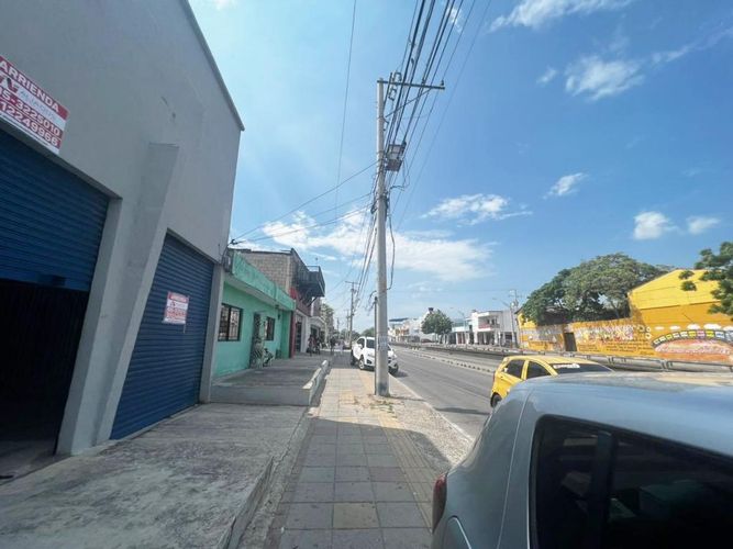 Bodega en arriendo en Buenos Aires, Barranquilla, 200 m² · foto 2 de 8