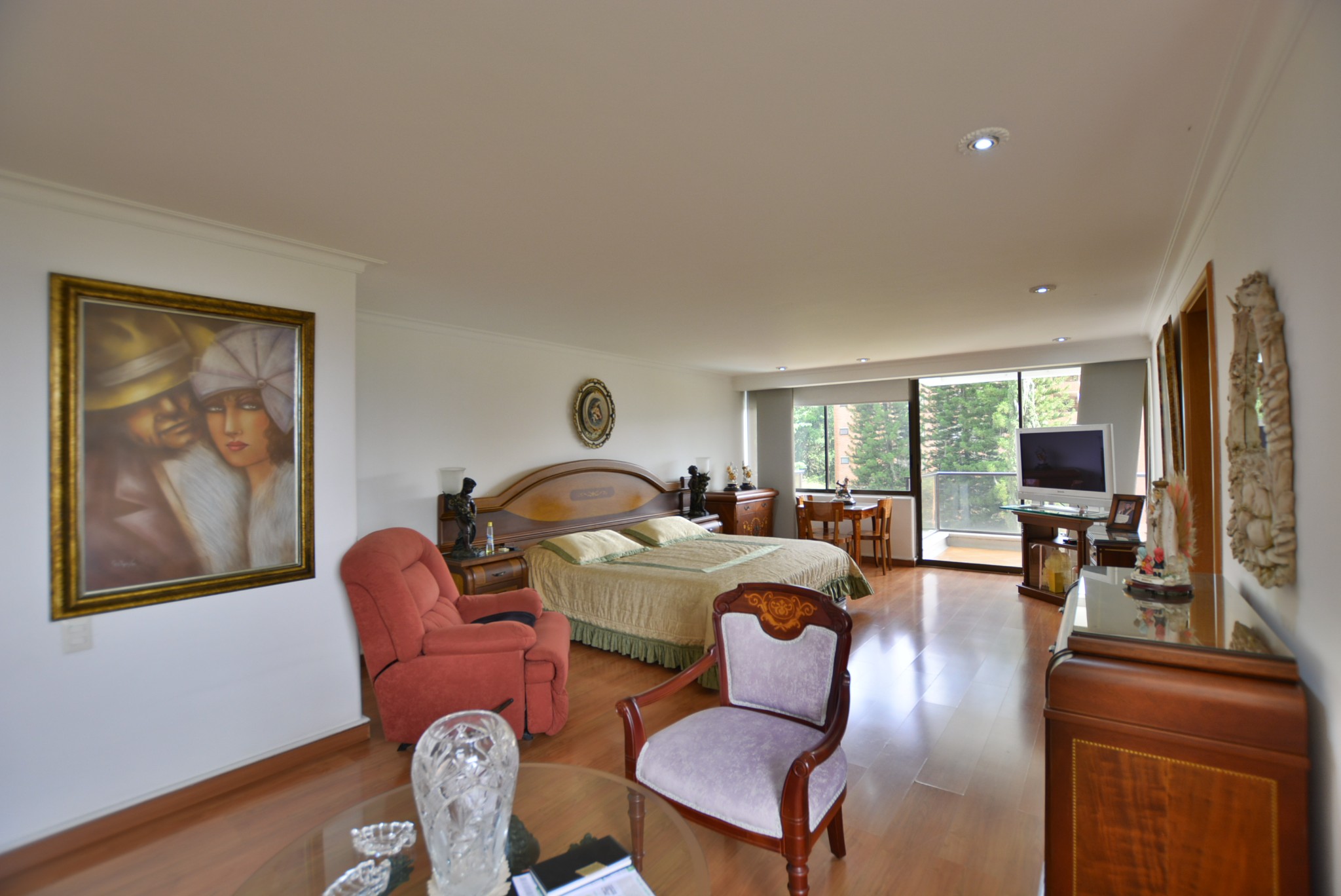 Apartamento en venta en El Poblado, Medellín · foto 9 de 24