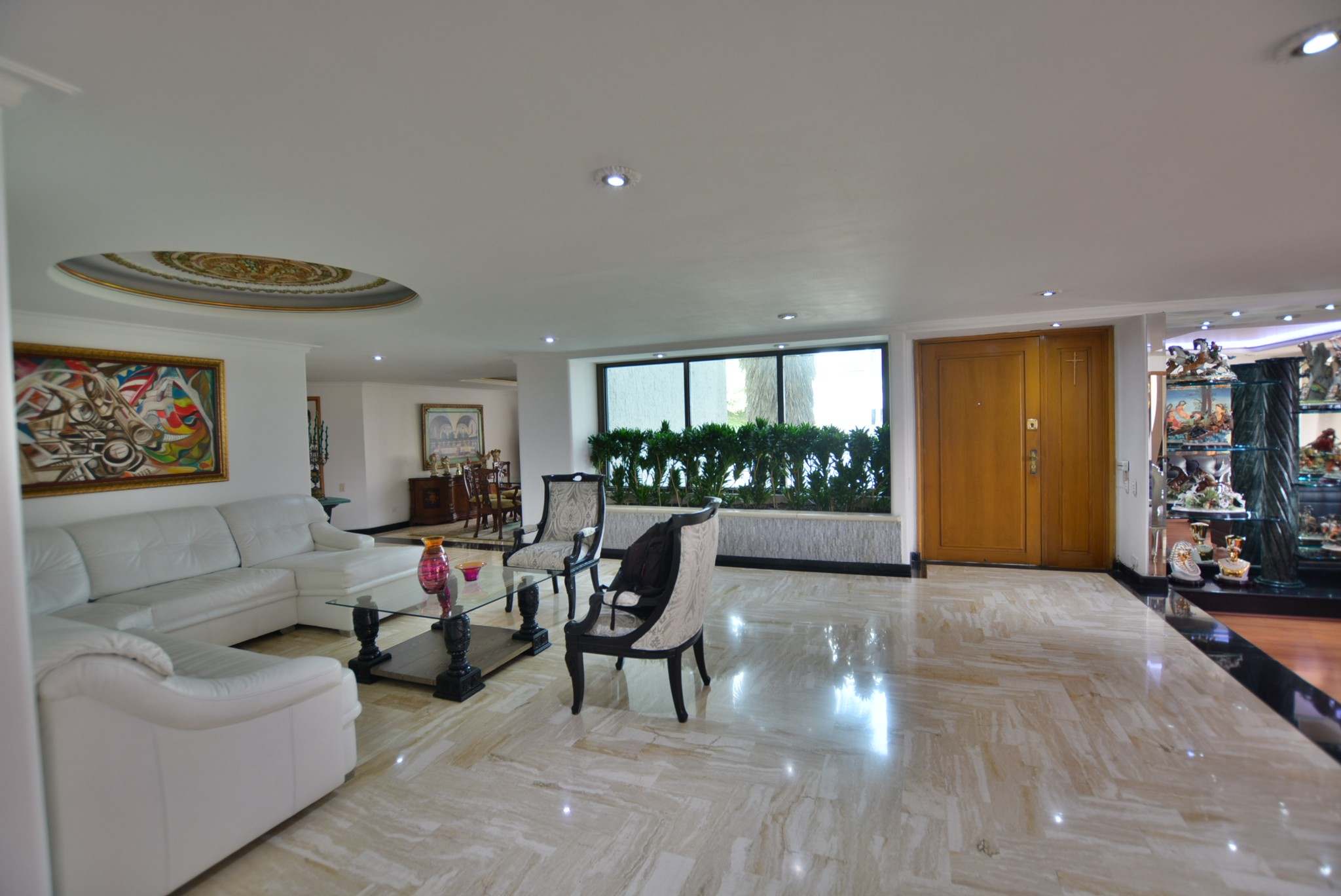 Apartamento en venta en El Poblado, Medellín · foto 4 de 24