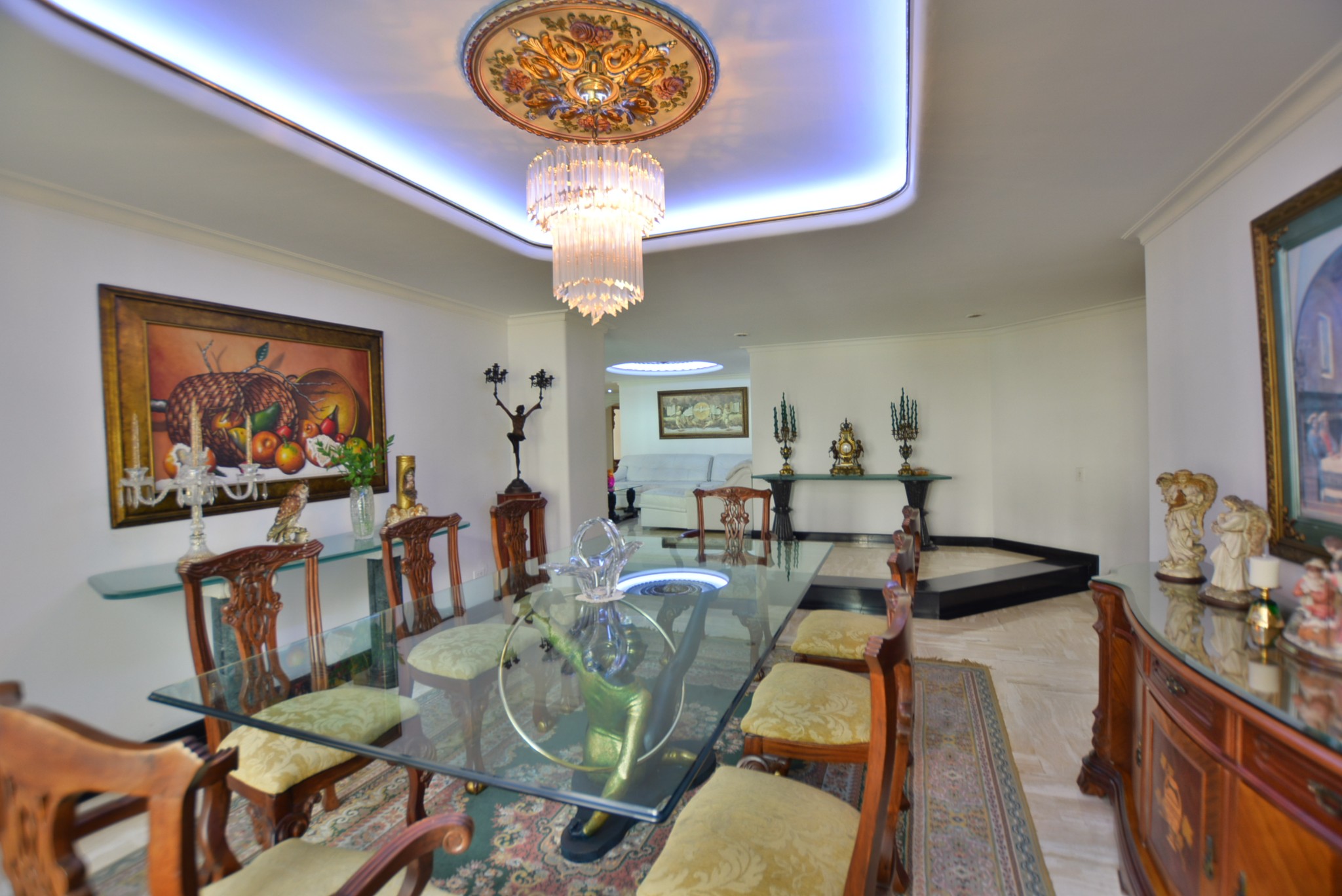 Apartamento en venta en El Poblado, Medellín · foto 19 de 24