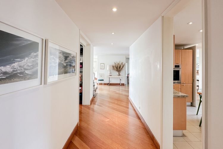 Apartamento de 3 alcobas en venta en El Refugio, Bogotá, 310 m² · foto 11 de 24