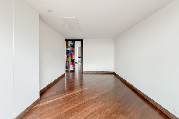 Apartamento de 1 alcoba en venta en El Retiro, Bogotá, 192 m² · foto 10 de 19