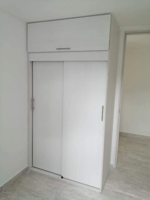 Apartamento de 3 alcobas en venta en Loma De San Jose, Sabaneta, 57 m² · foto 7 de 10