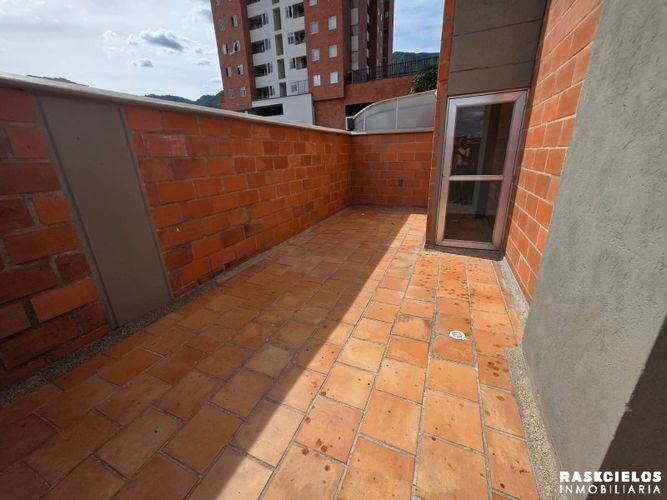 Apartamento de 3 alcobas en venta en Ciudad Niquia, Bello, 103 m² · foto 11 de 11