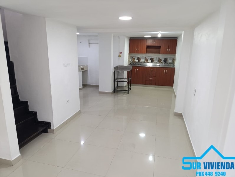 3BR House in Las Lomitas (60 m²) - 3