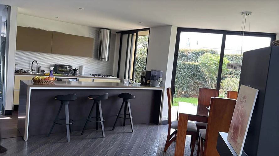 Casa de 3 alcobas en venta en Pueblo Viejo, Cota, 350 m² · foto 2 de 10