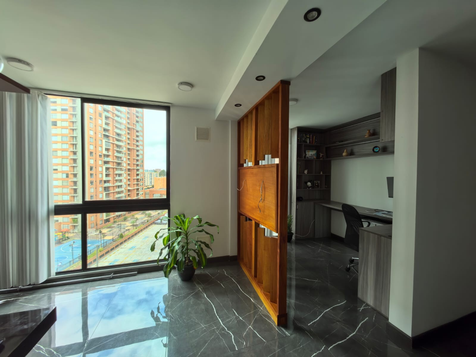 Apartamento de 1 habitación en venta en Colina Campestre, Bogotá — imagen 1 de 13