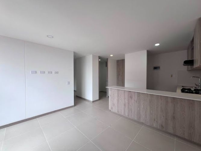 Apartamento en venta en Simon Bolivar, Itagüí · foto 3 de 23