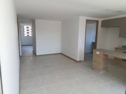 Apartamento en arriendo en La Doctora, Sabaneta · foto 2 de 17