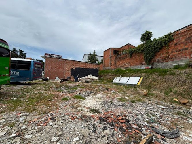 Lote en arriendo en Centro, Rionegro, 220 m² · foto 3 de 5