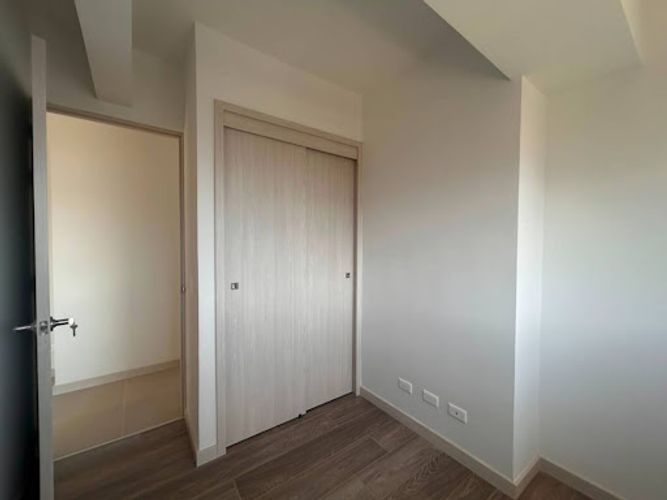 Apartamento de 3 alcobas en venta en San Rafael, Sabaneta, 87 m² · foto 7 de 17