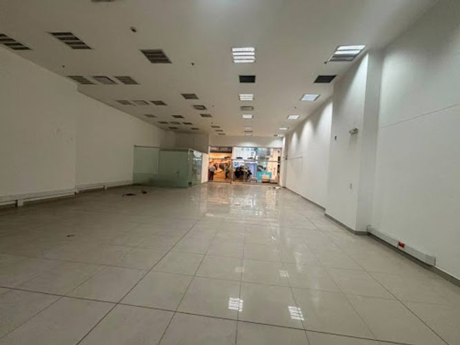 Local en arriendo en Loma Del Escobero, Envigado, 212 m² · foto 5 de 11