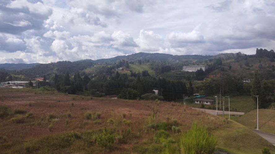 Lote en venta en El Salado, Guarne, 14600 m² · foto 13 de 19