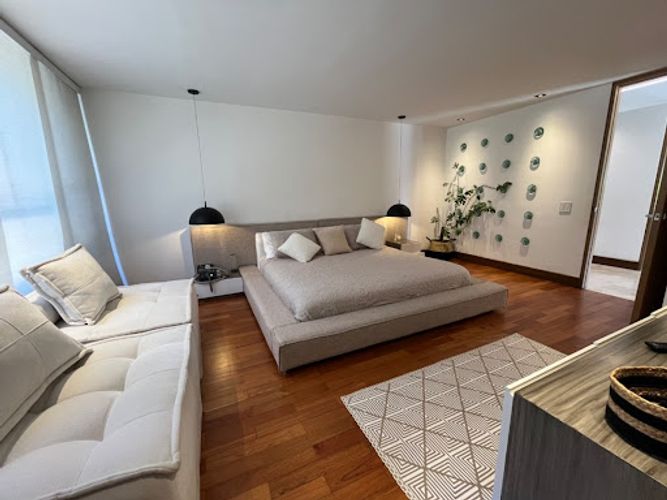 Apartamento de 3 alcobas en venta en El Tesoro, Medellín, 459 m² · foto 6 de 22
